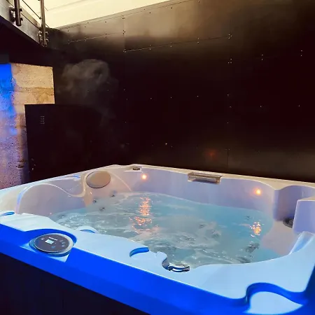Apartament Mieuxqualhotel Jacuzzi Privatif La Retro