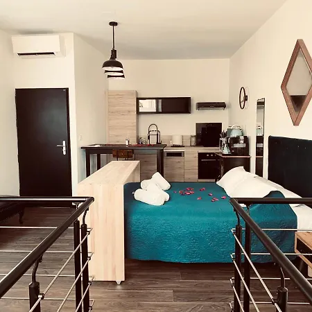 Mieuxqualhotel Jacuzzi Privatif La Retro Bordeaux