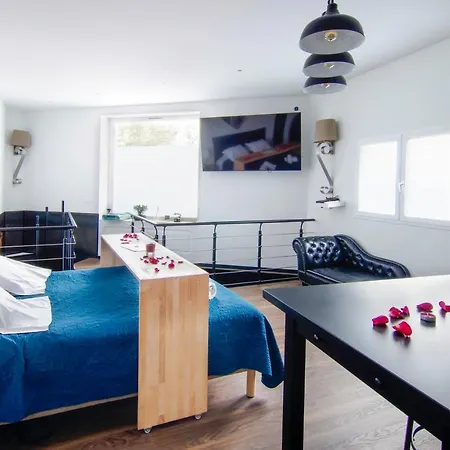 Daire Mieuxqualhotel Jacuzzi Privatif La Retro Bordeaux