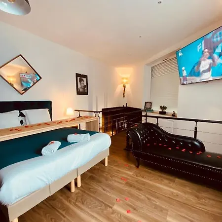 Mieuxqualhotel Jacuzzi Privatif La Retro