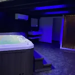 Appartement Mieuxqualhotel Jacuzzi Privatif La Retro Bordeaux